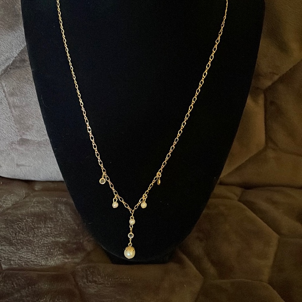1928 faux pearl “y” necklace